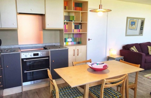 Mundesley Ski Chalet | 2bed-beachfront Sea-view-norfolk Home-pet Friendly