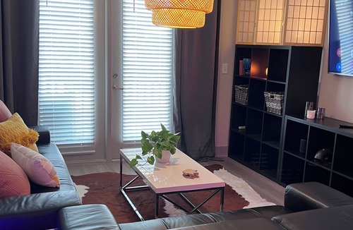 East Ybor Apartment | 2bed Penthouse style with “POOL” Downtown Tampa