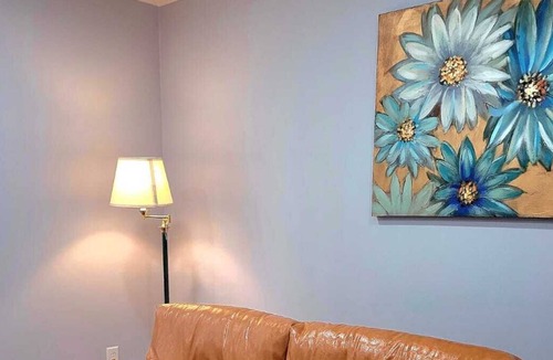 Rutherford Apartment | 2Bedrom & 1 Bath serene environment