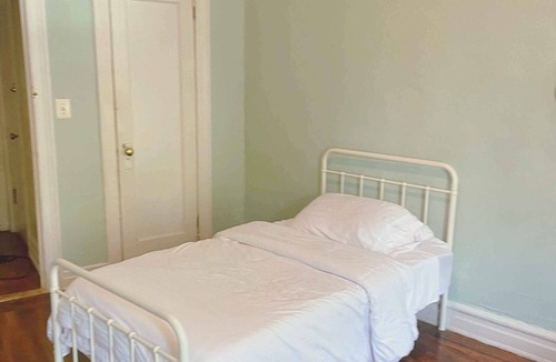 Prospect Lefferts Gardens Apartment | 2Bedroom on Brooklyn's Prospect Park