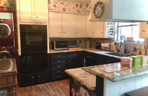 Memorial Northwest House | 2BR/1.5BA, saltwater pool, hot tub, alarm ~ The Salt Lick Retreat