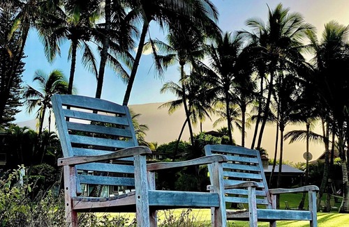 Kihei Apartment | 2BR/1BA BEACHFRONT - GREAT LOCATION- EXCEPTIONAL REVIEWS