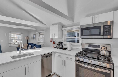 Manasquan Apartment | 2BR 1BA Steps to the Sand II