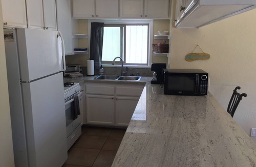 South Mission Beach House | 2BR-2BA, 100ft to ocean sand, patio & garage. Monthly rentals.
