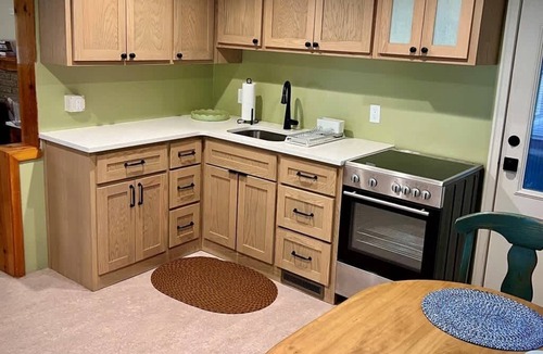 Snowbird Cottage | 2BR/2BA Cabin + Separate Loft | Walk Next Door