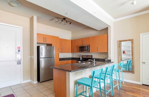 Cityplace Apartment | 2BR/2BA Executive Suite With Pool, Gym & Fast WiFI
