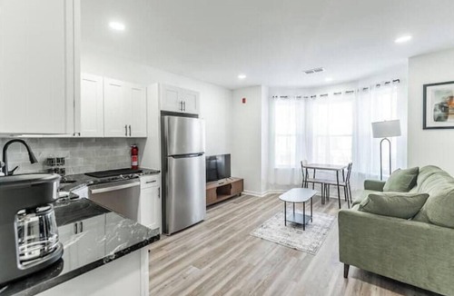 West Philadelphia Apartment | 2BR/2BA Getaway – for Traveling Professionals