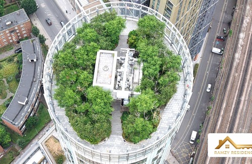 Vauxhall Apartment | 2BR 2Bath Central London Luxury Flat Skyview