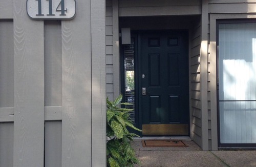 Shipyard Plantation House | 2BR 5 Star Value Wifi Closest to Beach 114 The Greens Keyless entry