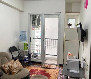 Bekasi Barat Apartment | 2BR Apartemen Sentra Timur Jakarta -Full Furnished & WIFI