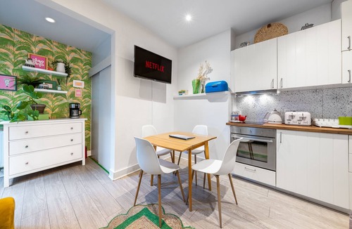 Camberwell Apartment | 2BR Apartment A in Camberwell