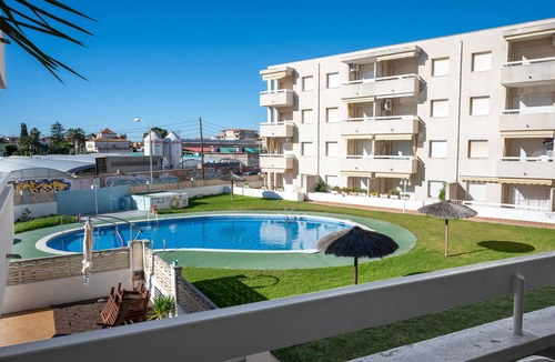 Creixell Apartment | 2BR Apartment in Creixell with Pool & Parking, 5min to Beach