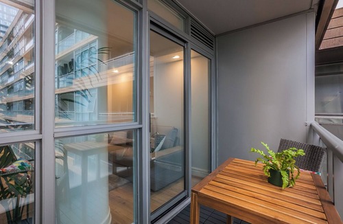 Bathurst Quay Apartment | 2BR Apartment in Toronto - Entertainment District