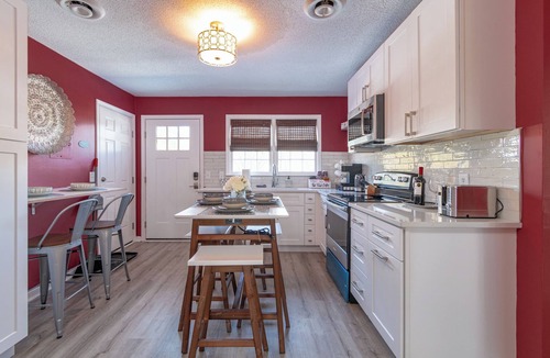 Graham Apartment | 2BR Apartment Near Elon University & Burlington