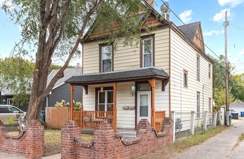 Corcoran Apartment | 2BR Apartment with Private Office Near Downtown - Dahlia