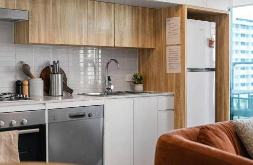 Hamilton Apartment | 2BR Apt in Proximity Hamilton with Carpark