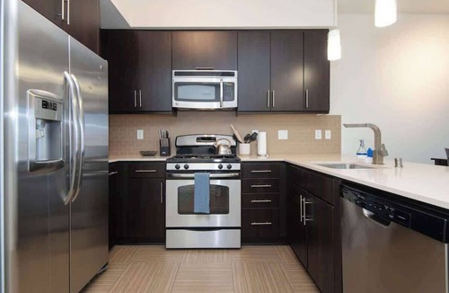 Del Rey Apartment | 2BR Apt Marina Del Rey with pool and hot tub