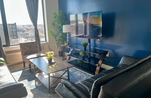 Elizabeth Apartment | 2BR apt next to EWR 3529