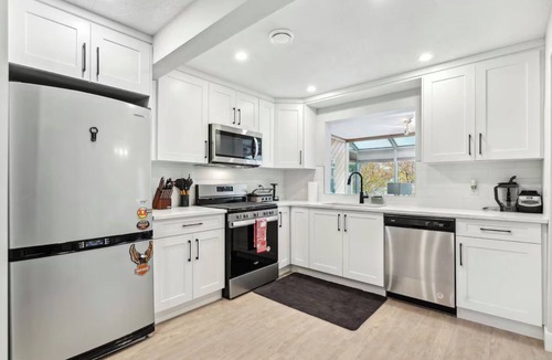 Bridlewood House | 2BR Basement Suite| 3 Beds + Sofa bed