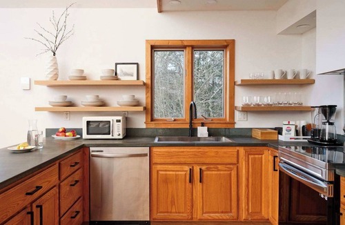 Roscoe House | 2BR Chalet: Deck, Fireplace, Loft, Forest Views