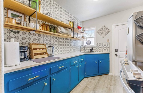 Del Mar House | ‼️2BR Chateau w/Outdoor BBQ in Corpus Christi