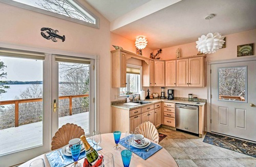 East Sullivan Cottage | 2BR Coastal Gem! Breathtaking Ocean/Mountain View