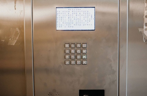 Legislature Condo | 2BR Condo in Winnipeg Downtown | Free Secure Parking | Near RBC & Jets Arena