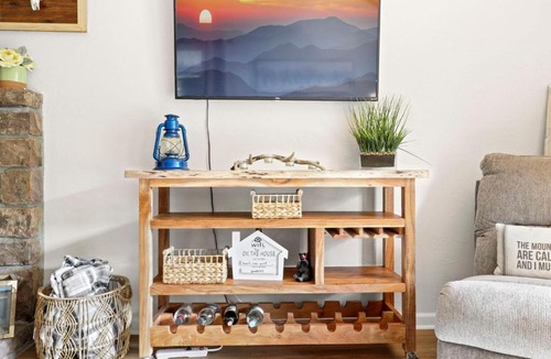 Beech Mountain House | 2BR Condo Sleeps 4 Skiing BIG Views Wildlife