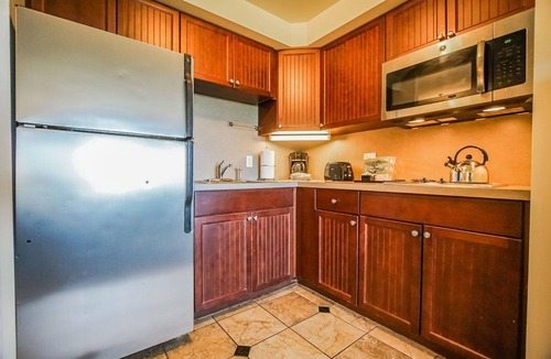 Ocean Drive Condo | 2BR Condo w/Bay Views & Fireplace
