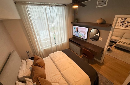 Addicks Apartment | 2BR Cozy & Lux Houston High-Rise