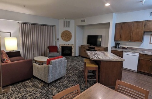 Solvang Apartment | 2BR Danish-style, 3 blocks to Solvang Windmill