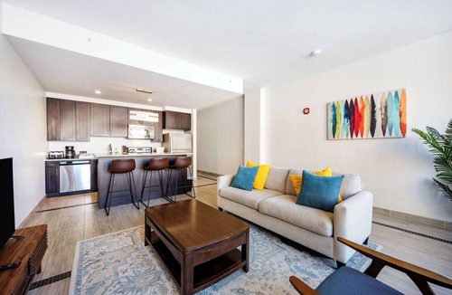 Downtown Detroit Apartment | 2BR Downtown Luxury Getaway
