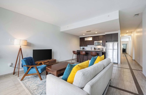 Downtown Detroit Apartment | 2BR Downtown Luxury Getaway