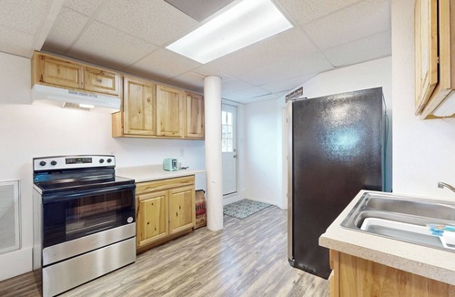 Ingleside on the Bay House | 2BR Duplex w/Bikes & Beach Access