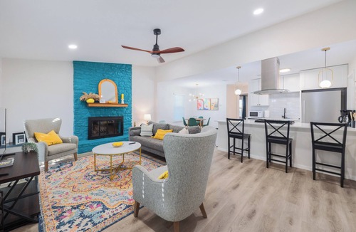 Barrington Oaks House | 2BR Ensuite | Near UT & The Domain