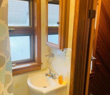 Erie Apartment | 2BR Erie Flat Remote Work Family-Friendly
