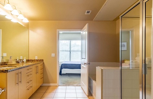 Cityplace Apartment | 2BR Executive Suite With Pool & Gym