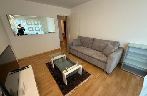 District 6 Apartment | 2BR flat in city center - Crown 2