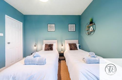 Gipsy Hill House | 2BR House -Centrally Located - Parking