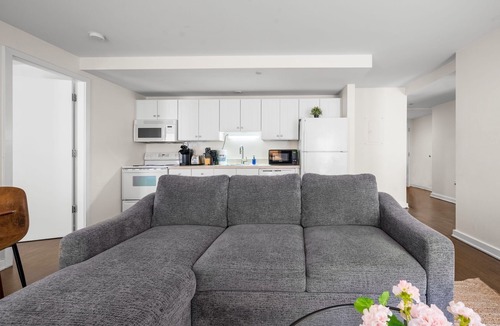 Theatre District Apartment | 2BR in Downtown Boston 6829