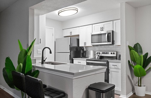 University Hills and Windsor Park Apartment | 2BR in University Hills Austin 4330