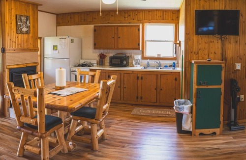 Backus Cabin | 2BR Lakefront Cabin w/Private Launch & Dock