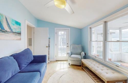 Town of Ledyard House | 2BR Lakeside Home w/Patio, Porch & AC