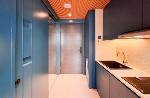 Pinang Apartment | 2Br Lavish Areum Residence At Collins Boulevard