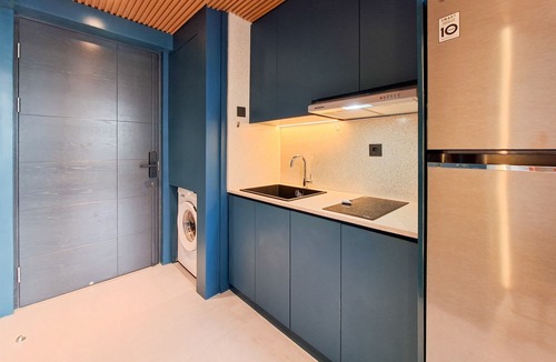 Pinang Apartment | 2Br Lavish Areum Residence At Collins Boulevard