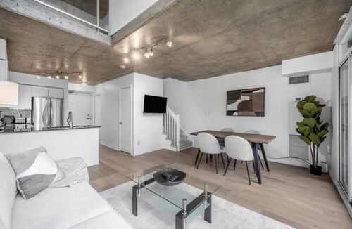 King West Village Condo | 2BR Loft in King West | 2 Baths+Balconies+Parking
