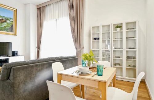 Chinatown House | 2BR Lucky Tower Residence Jakarta Old Town Top Floor Condo