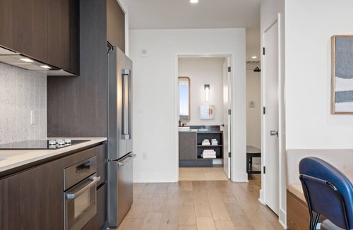 Rainey Street Historic District Apartment | 2BR Lux Highrise + Austin + Vibrant Rainey St