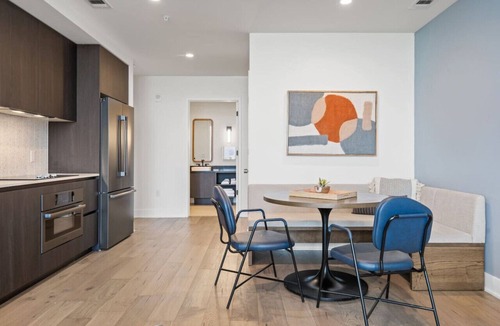 Rainey Street Historic District Apartment | 2BR Lux Highrise + Austin + Vibrant Rainey St