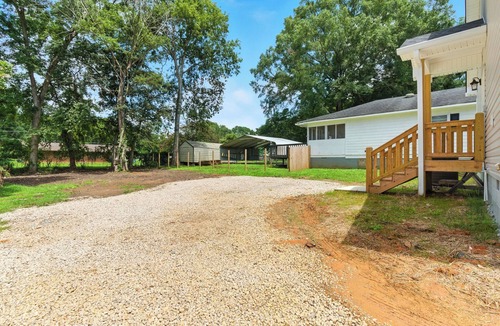 Cedartown House | 2BR Modern Southern Charm